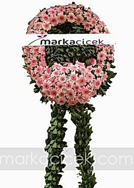 Pembe Cenaze Çelengi